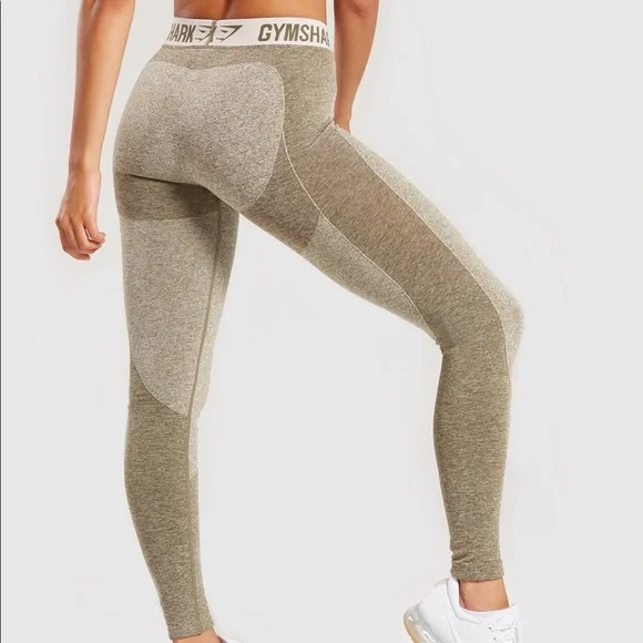 GYMSHARK | Flex Mid-Rise Leggings - Khaki - Picture 6 of 6